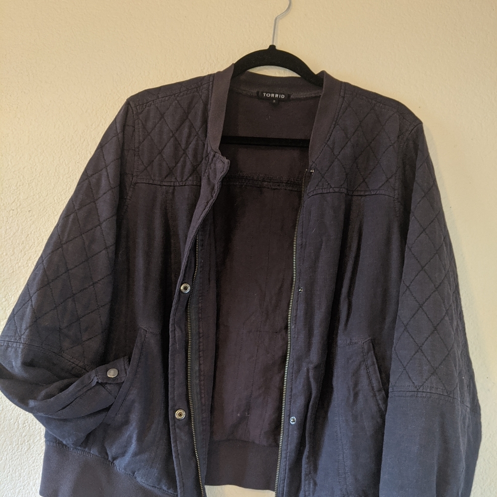 Light weight jacket - Picture 4 of 5